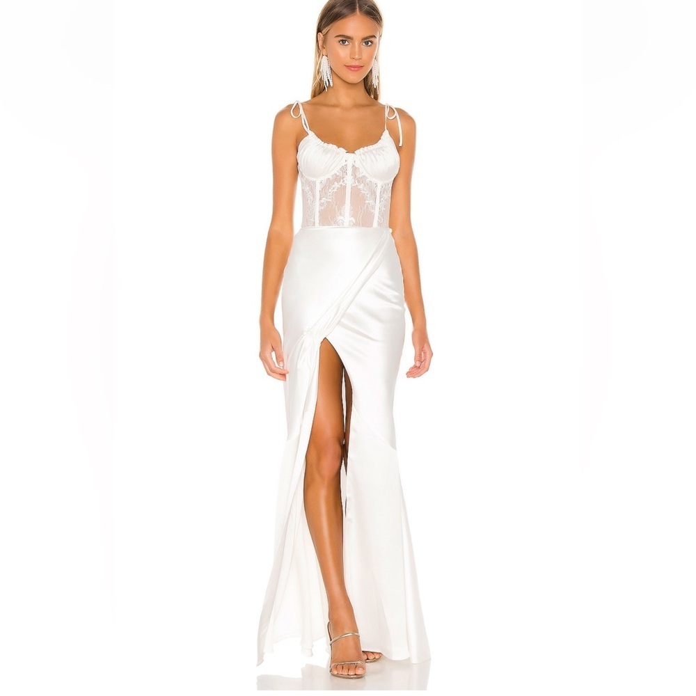 Calla Lily Gown - Picture 5 of 13